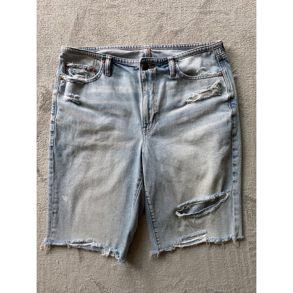 American Eagle Womens Denim Shorts 10 Light Blue Distressed Raw Hem Grunge 90s